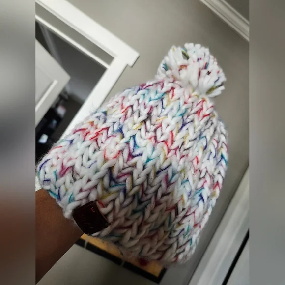 New, Roxy Multi Colored Beanie With Pom-Pom. Firm On Price - Picture 6 of 10